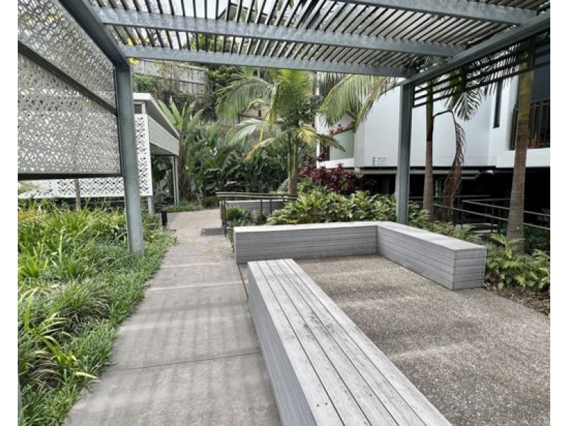 1106/88 Waldheim Street, Annerley QLD 4103