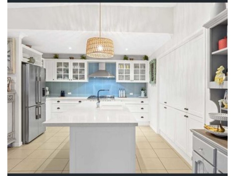 9 Everstar Street, Reedy Creek QLD 4227