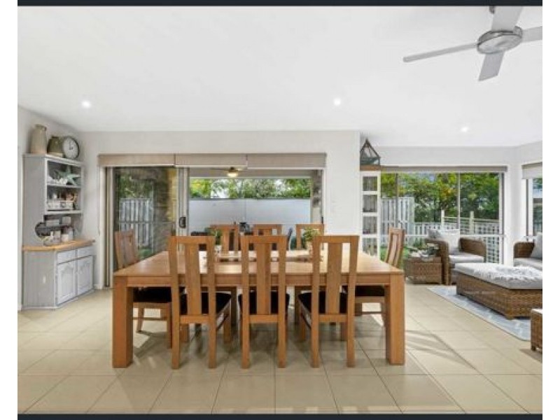 9 Everstar Street, Reedy Creek QLD 4227