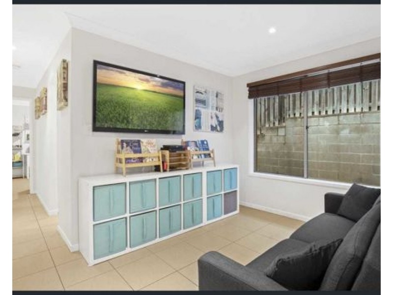 9 Everstar Street, Reedy Creek QLD 4227