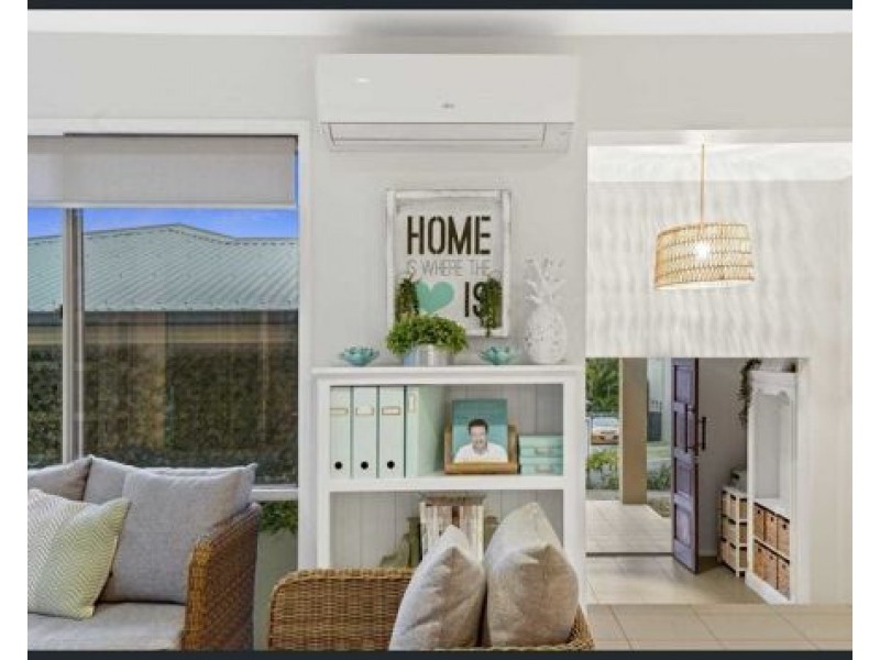 9 Everstar Street, Reedy Creek QLD 4227