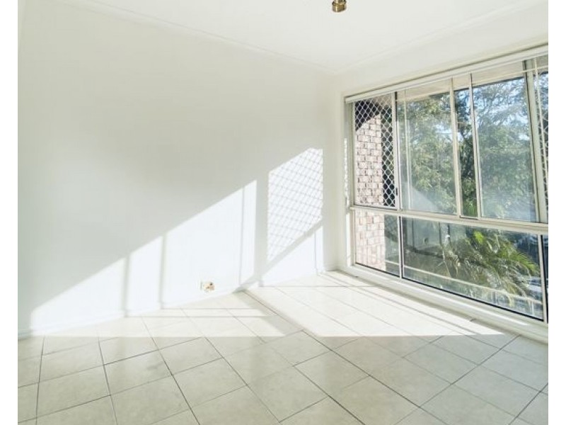 71 Todman St, Carina QLD 4152