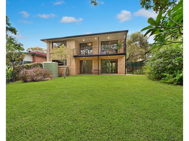 5 Mondra Street, Kenmore Hills QLD 4069