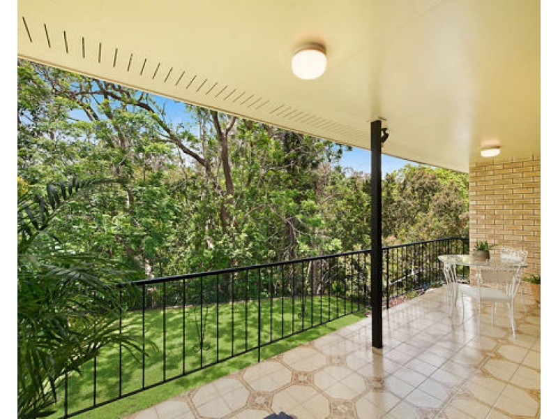 5 Mondra Street, Kenmore Hills QLD 4069