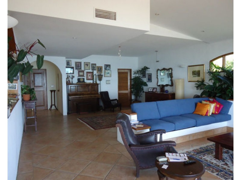 7 Tari Place, Trinity Beach QLD 4879