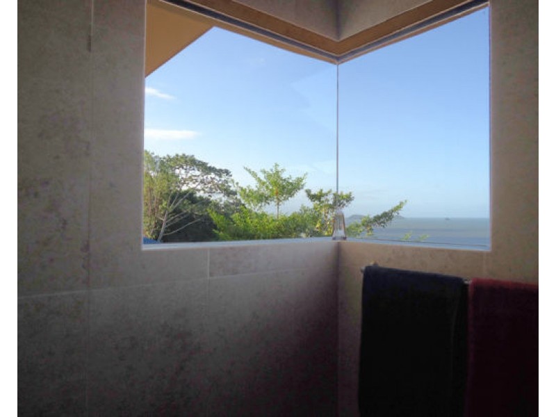 7 Tari Place, Trinity Beach QLD 4879