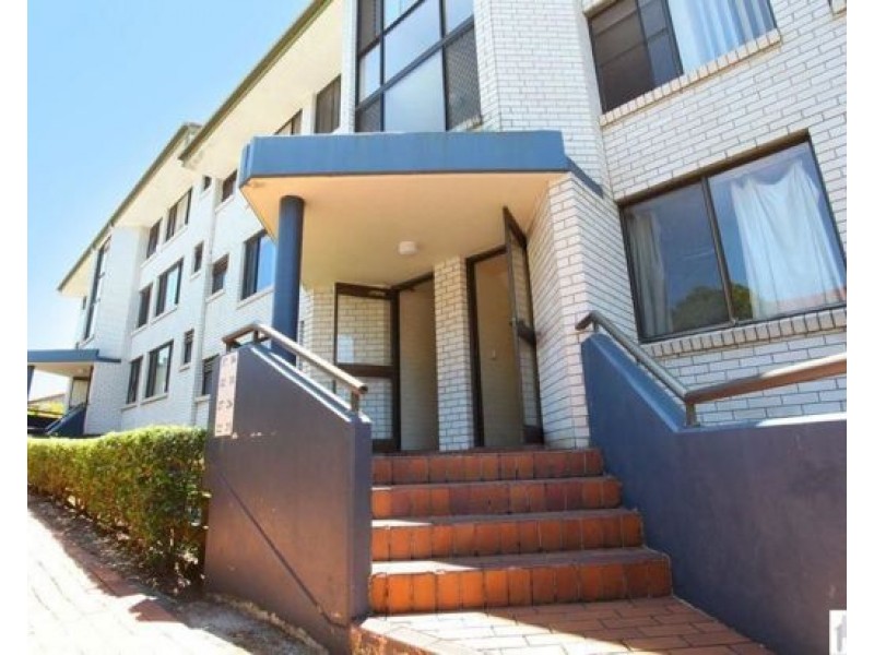 1/40 Murev Way, Carrara QLD 4211