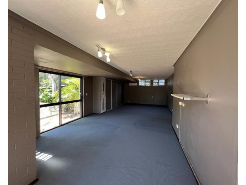 1/40 Murev Way, Carrara QLD 4211