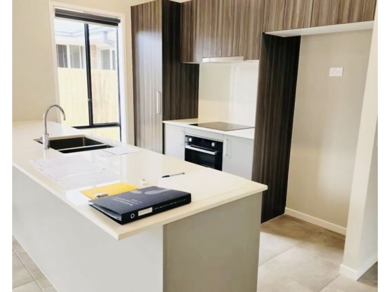 97 Riverview Parkway, Griffin QLD 4503