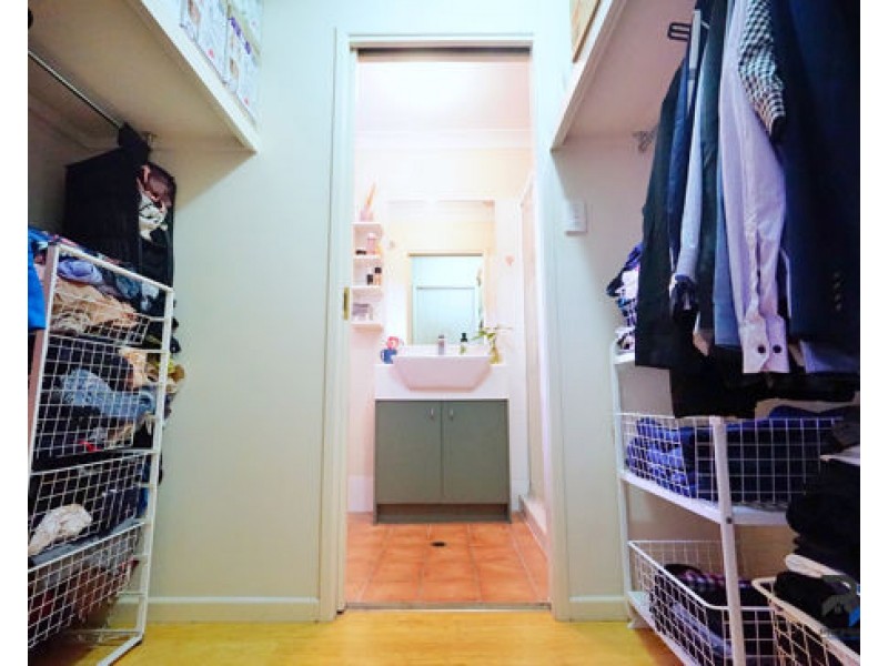 21 / 23a Ronmack St, Chermside QLD 4032