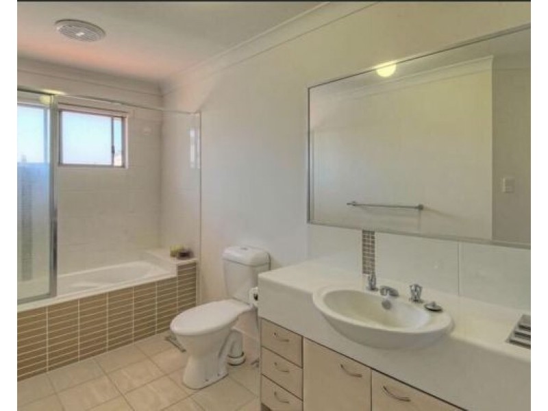 39/18a Wilga Street, Wacol QLD 4076