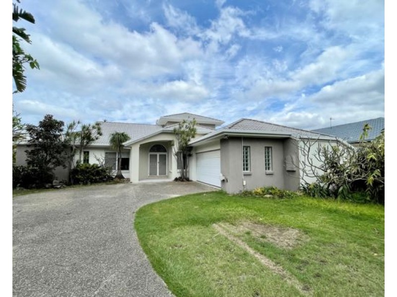 42 Blair Athol Crescent, Bundall QLD 4217