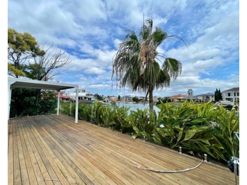 42 Blair Athol Crescent, Bundall QLD 4217