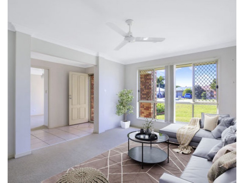 1 Dysart Street, Rothwell QLD 4022
