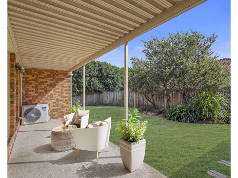 1 Dysart Street, Rothwell QLD 4022