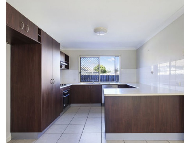 1 Dysart Street, Rothwell QLD 4022