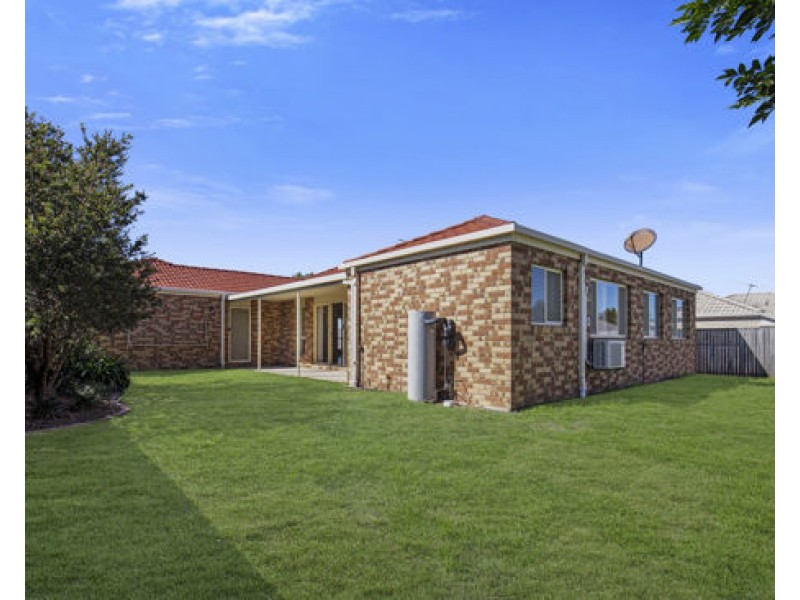 1 Dysart Street, Rothwell QLD 4022