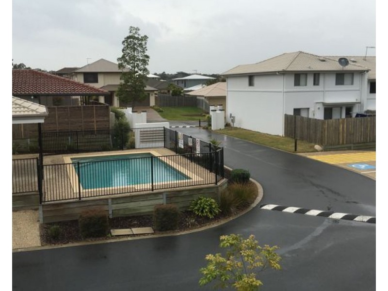 30 Girraween Cres, Parkinson QLD 4115