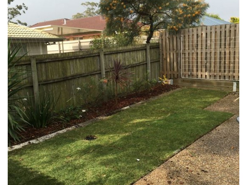 30 Girraween Cres, Parkinson QLD 4115