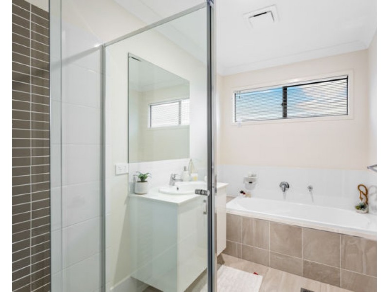 28/7 Franco Place, Bridgeman Downs QLD 4035