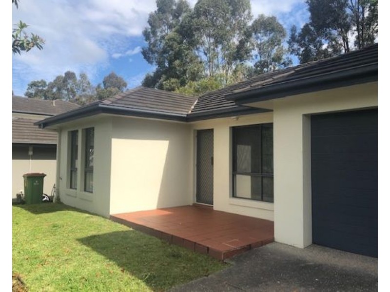 9 24 Jessica Drive Upper Coomera, Upper Coomera QLD 4209