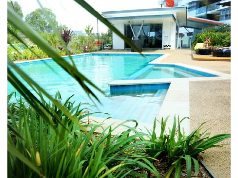 T1/42 Laver Drive, Robina QLD 4226