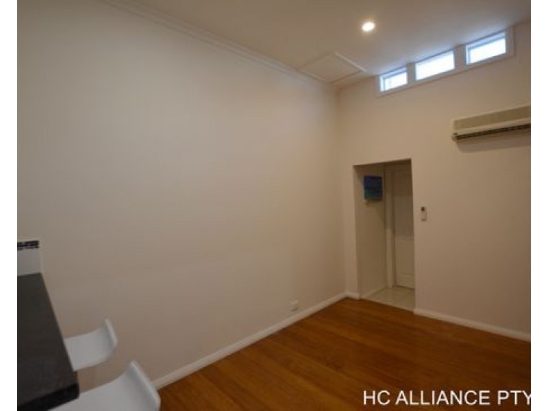 UNIT 8 67 Heussler Tce, Milton QLD 4064