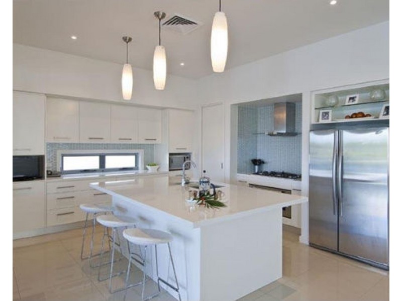 17 La Spezia Court, Surfers Paradise QLD 4217