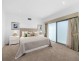 25 Knightsbridge Parade East, Paradise Point QLD 4216