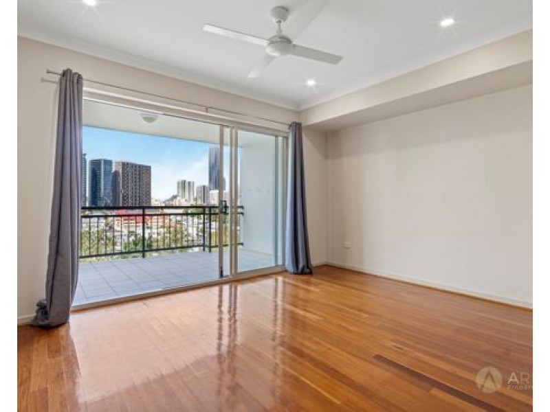 27/451 Gregory Terrace, Spring Hill QLD 4000
