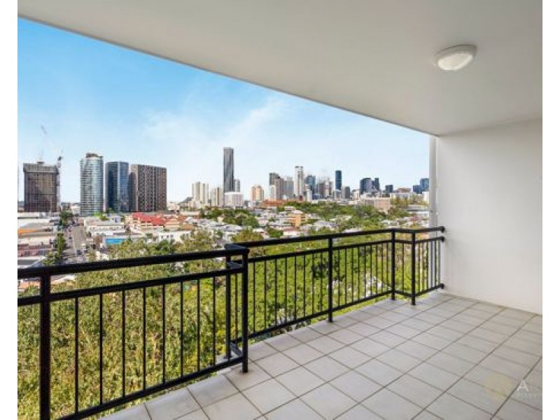 27/451 Gregory Terrace, Spring Hill QLD 4000
