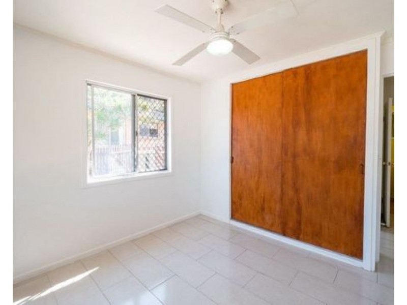 31 Benaud Street, Macgregor QLD 4109