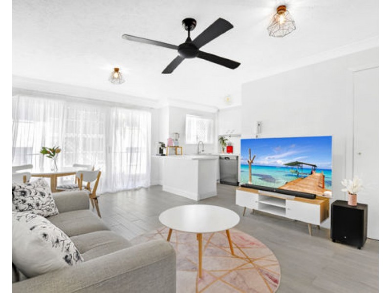 39/30-32 Monaco Street, Surfers Paradise QLD 4217