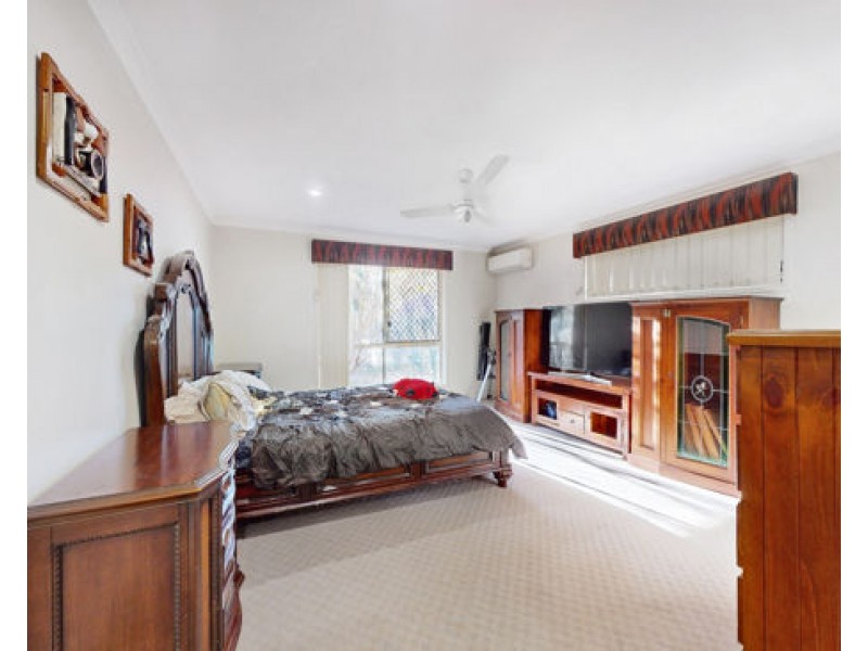 5 Innes Close, Parkinson QLD 4115