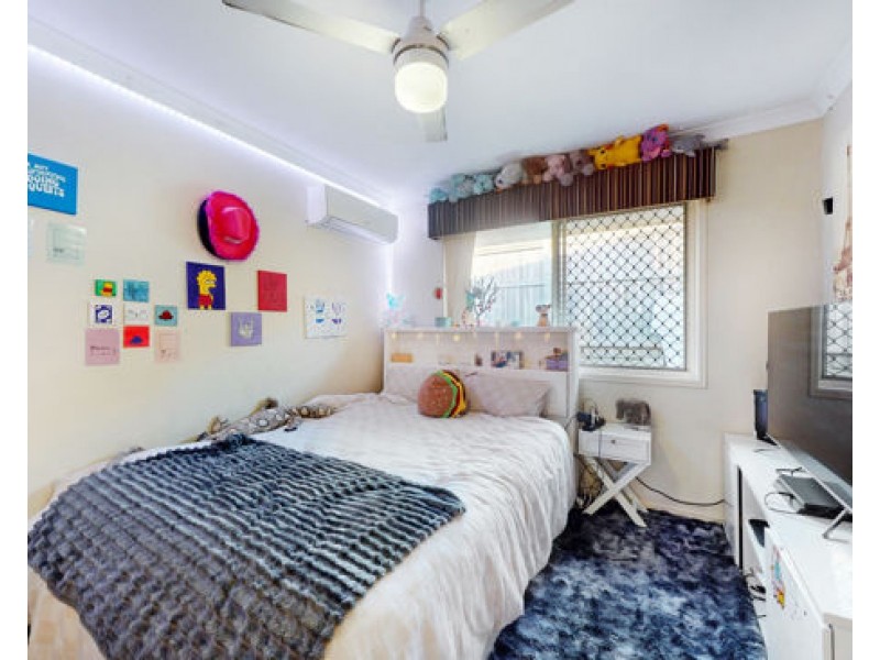 5 Innes Close, Parkinson QLD 4115