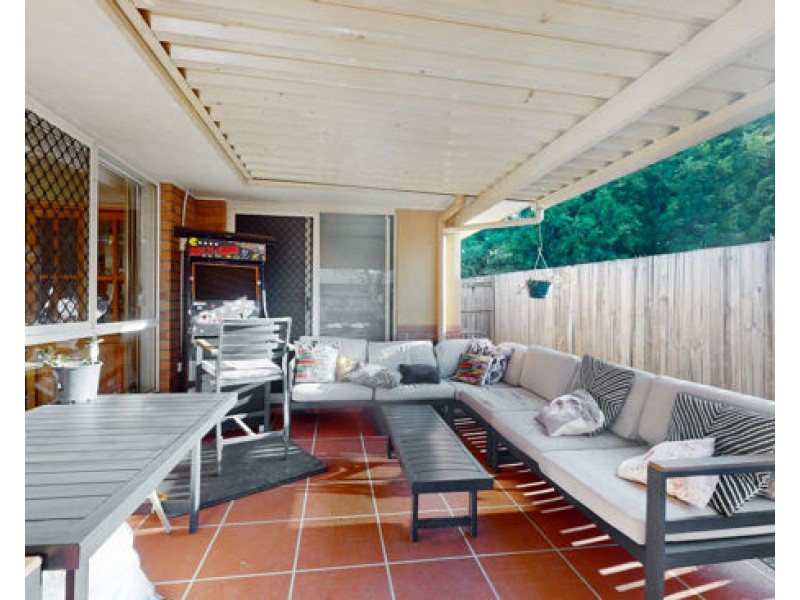 5 Innes Close, Parkinson QLD 4115