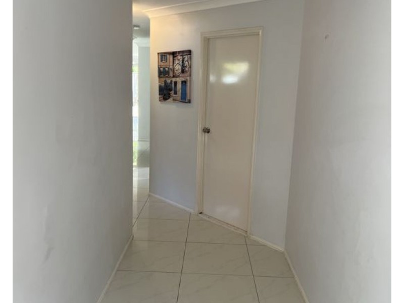 25 Moneghetti Pl, Calamvale QLD 4116