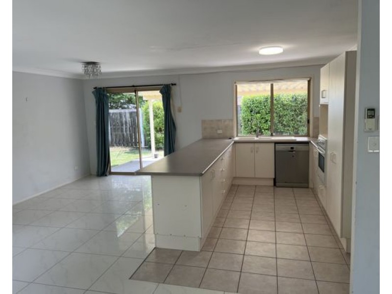 25 Moneghetti Pl, Calamvale QLD 4116