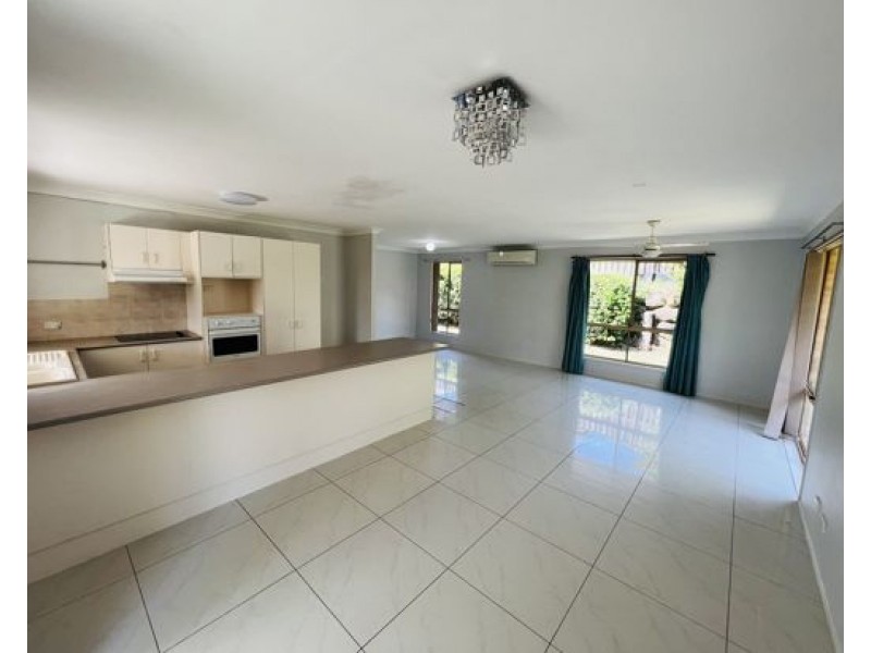 25 Moneghetti Pl, Calamvale QLD 4116