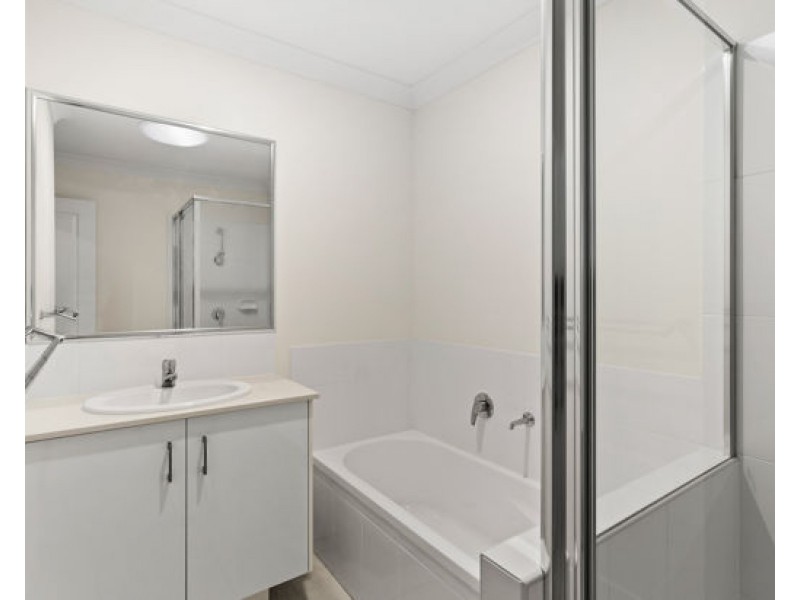 69/11 Emerald Place, Bridgeman Downs QLD 4035