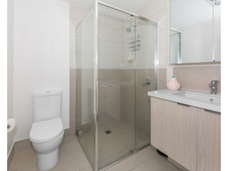 5/3028 The Boulevarde,, Carrara QLD 4211