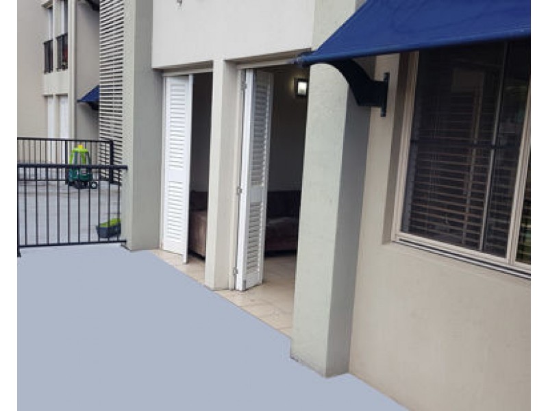 104 22 Ward Street, Mooroobool QLD 4870