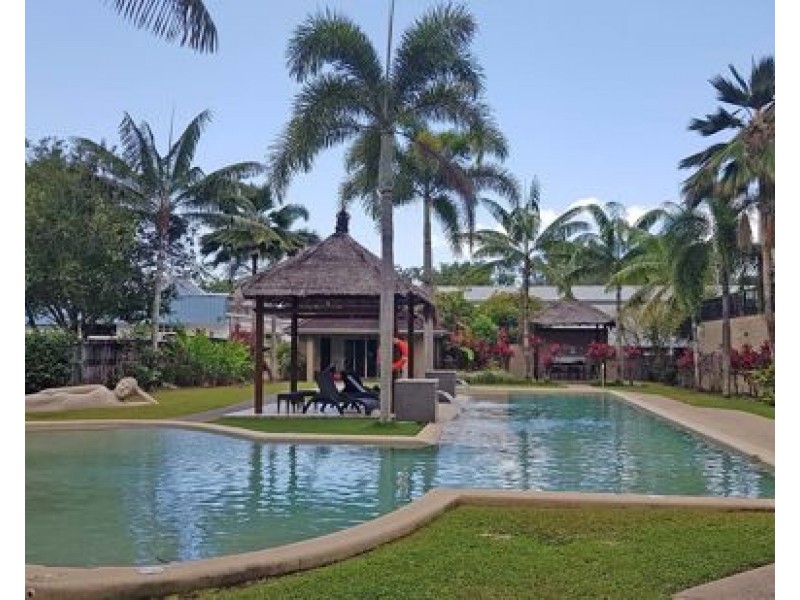 104 22 Ward Street, Mooroobool QLD 4870