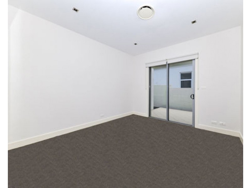 2008 THE BOULEVARDE, Benowa QLD 4217