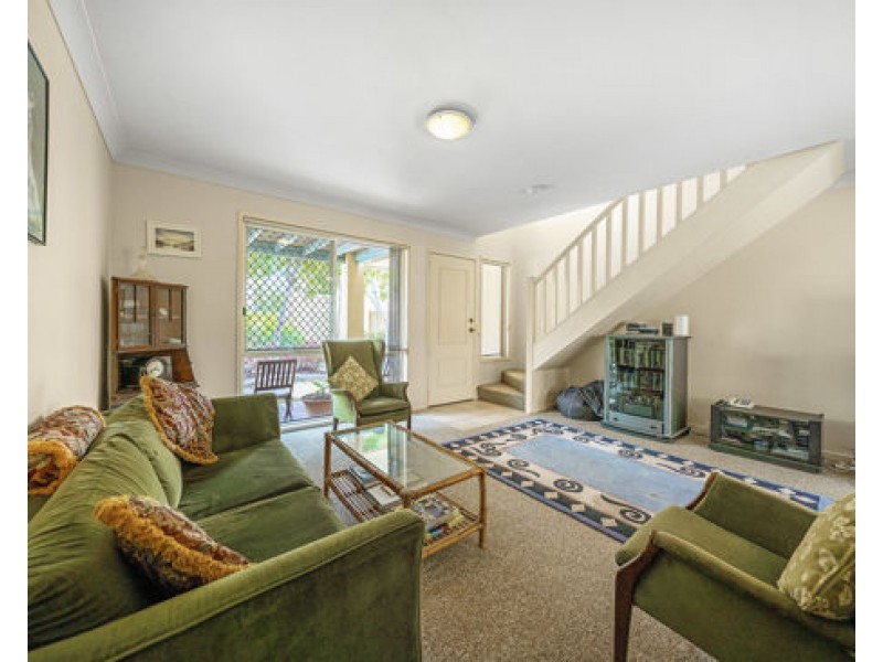 Unit24/1 Warbler Parade, Varsity Lakes QLD 4227