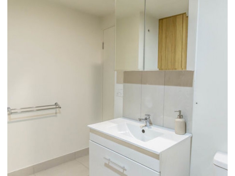 UNIT501 /133 Scarborough Street Southport, Southport QLD 4215