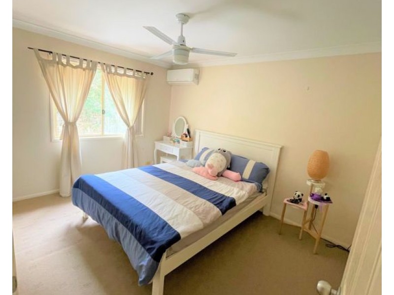 62 COORA ST, Wishart QLD 4122