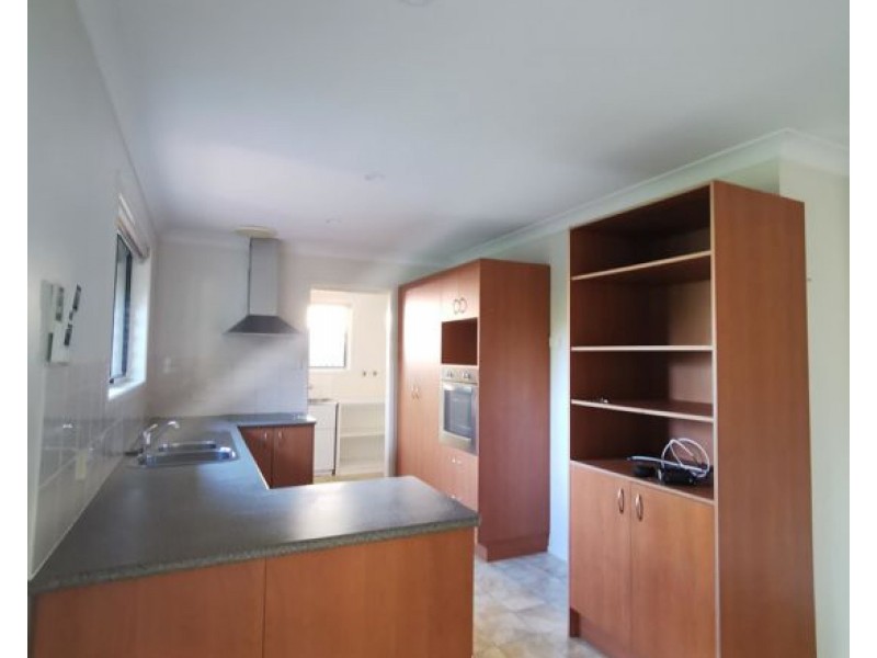 16 Abel Street, Springwood QLD 4127