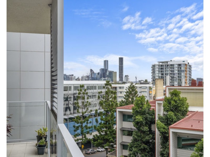 121/23 Robinson Place, Kelvin Grove QLD 4059