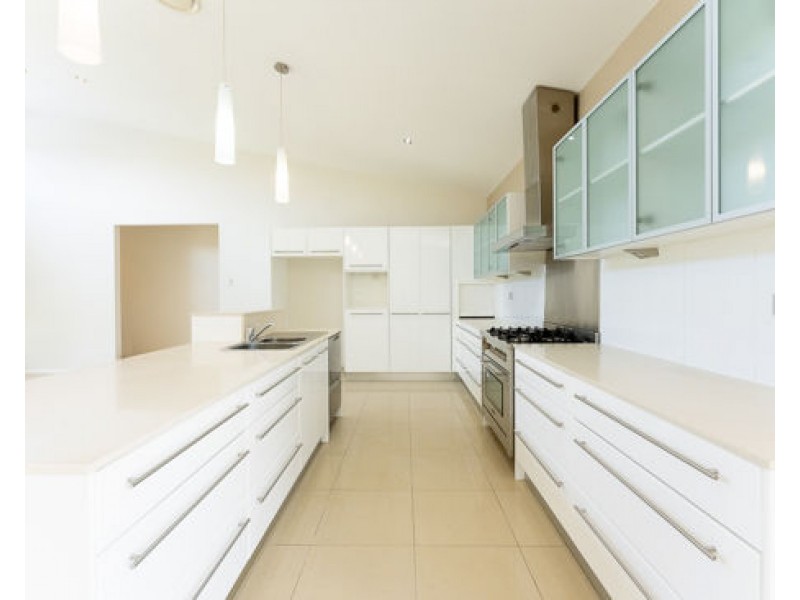 24 McRae Circuit, Pacific Pines QLD 4211